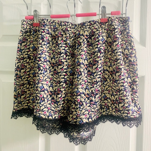 Allegra K Lace Trim Shorts - Boho Paisley - Picture 2 of 5